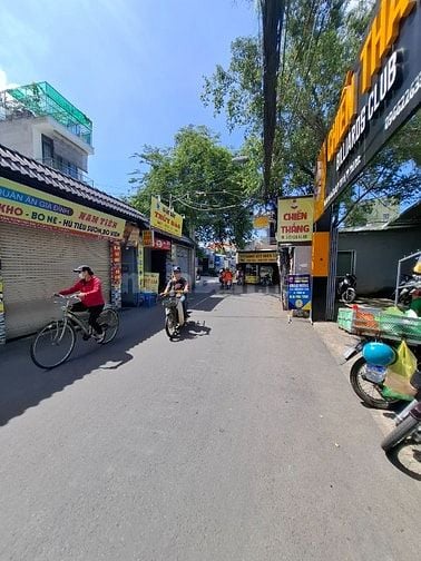 Bán nhà mặt tiền đường 30 Cát Lái Quận 2 giá 14 tỷ