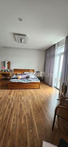 Bán nhà 3MT đường Lê Văn Thịnh, 10,56x18,6, trệt, 2 lầu, giá 16,5 tỷ