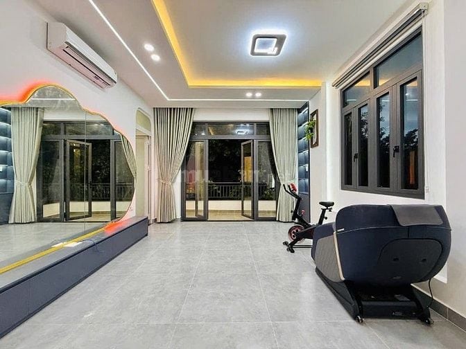 💥BÁN NHÀ HẼM ĐƯỜNG CAO THẮNG, PHƯỜNG 2, QUẬN 3 – VỊ TRÍ ĐẮC ĐỊA SHR 