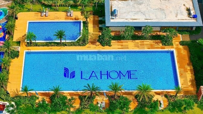 3TỶ5 NHÀ PHỐ THƯƠNG MẠI CÁCH HCM 10' NỐI VÀO VÕ VĂN KIỆT Q1 TRUNG TÂM