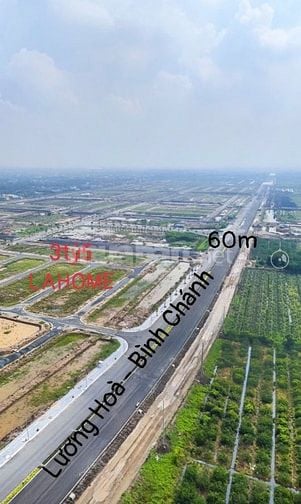 3TỶ5 NHÀ PHỐ THƯƠNG MẠI CÁCH HCM 10' NỐI VÀO VÕ VĂN KIỆT Q1 TRUNG TÂM