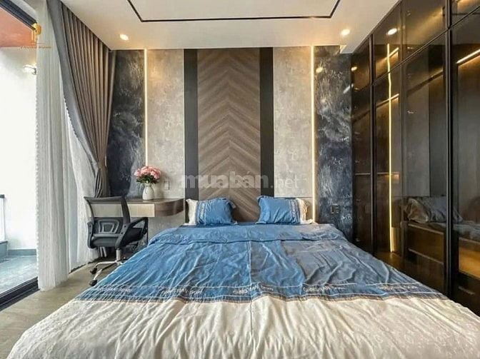 Qua Đức định cư với con bán nhà Phó Đức Chính,Bình Thạnh. Gần chợ