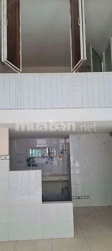 Cho thuê nhà hẻm 4m(XH) Lý Thường Kiệt, P. 14 Q.10 giá 11tr