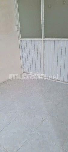 Cho thuê nhà hẻm 4m(XH) Lý Thường Kiệt, P. 14 Q.10 giá 11tr