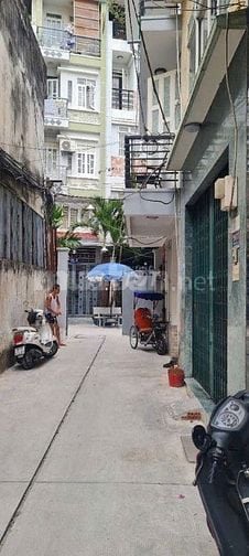 Cho thuê nhà hẻm 4m(XH) Lý Thường Kiệt, P. 14 Q.10 giá 11tr