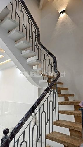  Nhà cần bán gấp  Lãnh Binh Thăng, p.12, Quận 11, 4PN, 3 WC chỉ 6.8ty