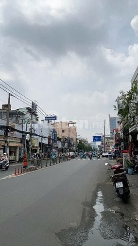 CHO THUÊ MT 276A CMT8 Q3 [ 90m2 ] NỞ HẬU 9m - SÀN SUỐT 