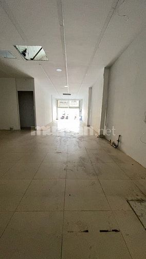 CHO THUÊ MT 276A CMT8 Q3 [ 90m2 ] NỞ HẬU 9m - SÀN SUỐT 