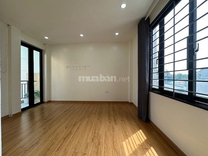 👉 Nhà đẹp Vĩnh Hưng - Lĩnh Nam: diện tích 44m2, 4 tầng cách trường ki