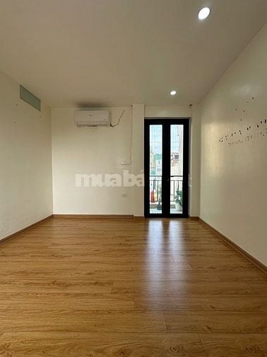 👉 Nhà đẹp Vĩnh Hưng - Lĩnh Nam: diện tích 44m2, 4 tầng cách trường ki