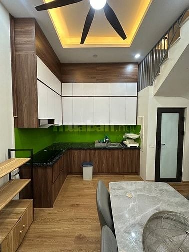 👉 Nhà đẹp Vĩnh Hưng - Lĩnh Nam: diện tích 44m2, 4 tầng cách trường ki