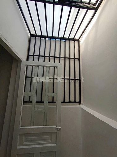 Cô Tuyền bán căn nhà Phạm Đức Sơn, p16, Q8, 55m2 4x14 , sổ hồng