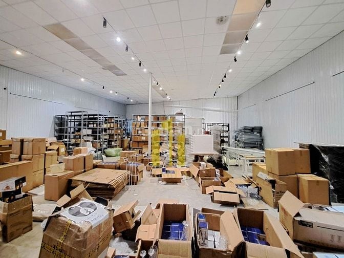 Cho Thuê Mặt Bằng Kho 330m2 Khu Thảo Điền Giá 60 Triệu