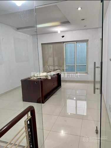 Cho thuê nhà tại Lý Thường Kiệt, Tân Bình, HCM 96m2, 6PN, 5WC, 46tr/th