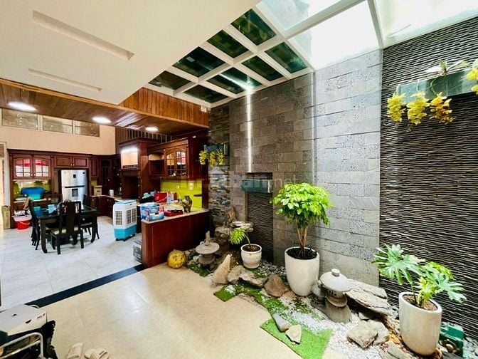 BÁN NHÀ 5 TẦNG PHÂN LÔ QUÂN ĐỘI -Ô TÔ-100M2-HOÀNG VĂN THÁI -THANH XUÂN