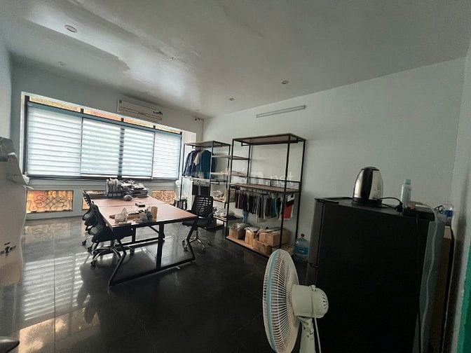 CHO THUÊ CẢ NHÀ MẶT PHỐ Tuê Tĩnh, 40m2x 3 tầng, MT 4,5m