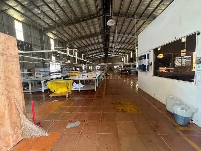 Cho thuê xưởng may Hóc Môn dt 5200m 