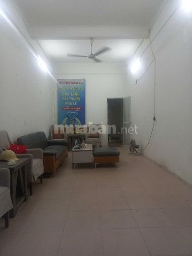 Bán nhà mặt Phố Thịnh Liệt - DT 45m - Giá 10.8 tỷ