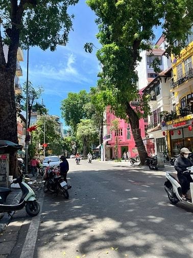 Cho thuê nhà mặt phố 42 Ngô Thị Nhậm - Hai Bà Trưng -30tr