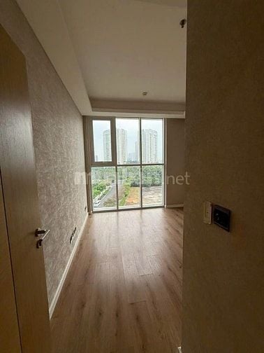 Cho thuê hoặc bán căn hộ Sarina, view công viên và view thành phố
