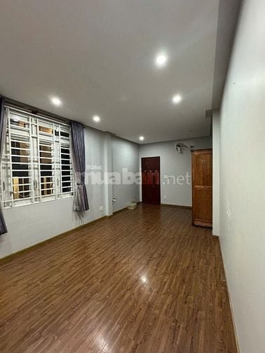 Phòng Rộng 40m² Sạch Sẽ, Có WC Riêng – An Ninh – Giá Tốt tại Quận 6