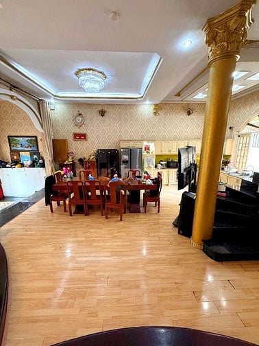 🌷 🌷 🌷 BÁN BIỆT THỰ 2 MẶT TIỀN TRƯỚC VÀ SAU : 27/4 QUÁCH VĂN TUẤN 