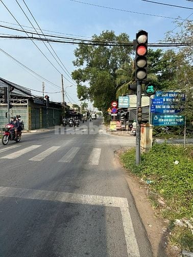 CHÍNH CHỦ BÁN LÔ ĐẤT (BIỆT THỰ VƯỜN) HÓC MÔN GIÁ 3.95 TỶ CÒN BỚT LỘC