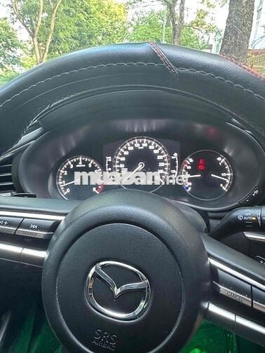 Mazda 3 2022 1.5L Luxury - 42000 km