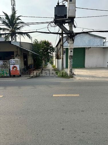 CHÍNH CHỦ BÁN LÔ ĐẤT (BIỆT THỰ VƯỜN) HÓC MÔN GIÁ 3.95 TỶ CÒN BỚT LỘC