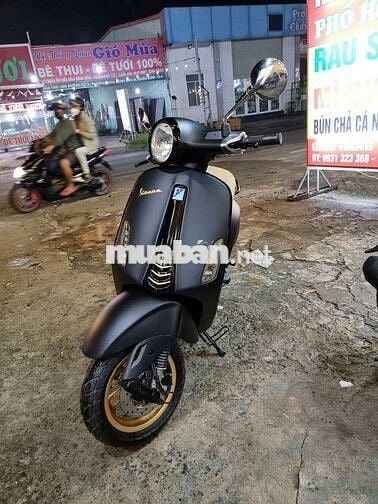 Bán xe Vespa ít đi