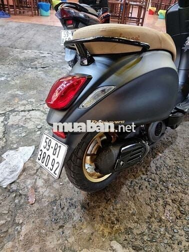 Bán xe Vespa ít đi