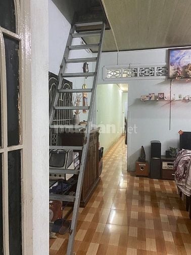Cho thuê nhà Bình Quới, hẻm xe hơi, tấng 1 100m2, gác 40m2. Giá rẻ.