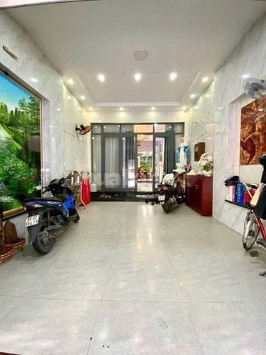 Nhà NGỘP HXT Cống Lở ngang 4.7m 4tầng 94m2 KD buôn bán gần chợ 15.5 tỷ
