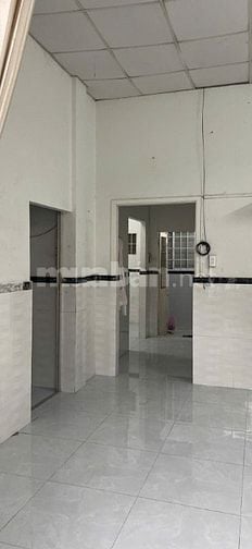 Cho thuê nhà 70m2 có sân 20m2, Bình quới thoáng mát, yên tĩnh
