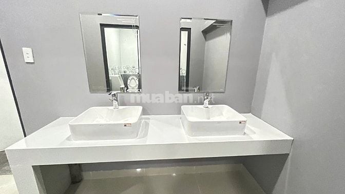 Cần bán nhà - lộ giới lớn đường Lê Đức Thọ