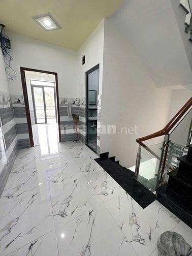 CHO THUÊ NHÀ MẶT TIỀN  đường số 7 (trần văn giàu) KHU TÊN LỬA 