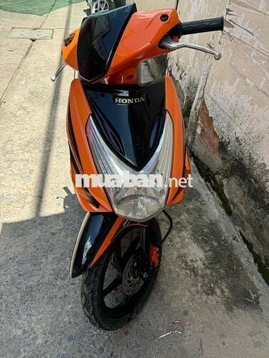 click nhựt máy êm ru dọn kiển sach sẽ full chức nă