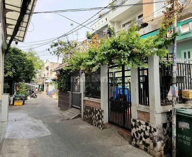 Bán nhà hẻm  Dương Bá Trạc P1Q8 gần kế bên cầu kênh xáng