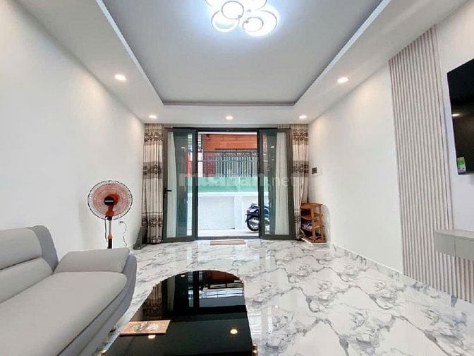 Bán nhà 40m², 2PN, Phường 1, Tân Bình – gần CV Hoàng Văn Thụ, 3 tầng