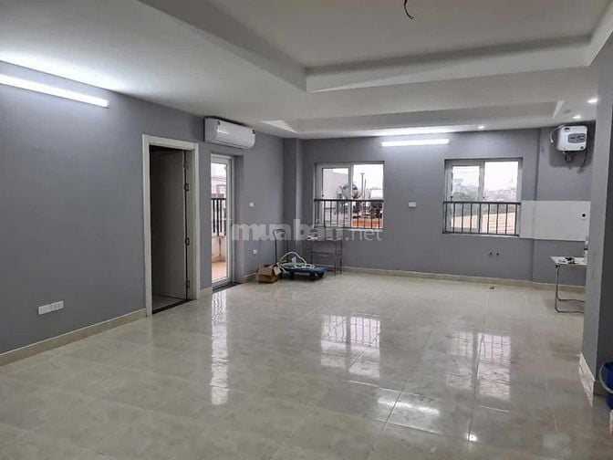 Chính chủ cho thuê căn góc tầng 3, khối đế - chung cư 6/51/15 Ngọc Hồi