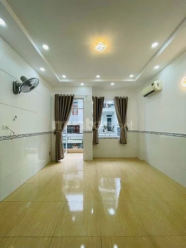 Tôi cần bán gấp nhà 4x15m Nguyễn Xí, Phường 26, Bình Thạnh, sổ riêng