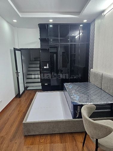 Cho thuê nhà đẹp DT 30m x 5T Full đồ ở Gần Phố Chùa Quỳnh