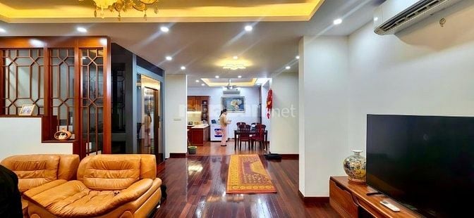 PHÂN LÔ 193 TRUNG KÍNH 65M2*6T,OTO TRÁNH,15M RA PHỐ,23.9TỶ,KINH DOANH.