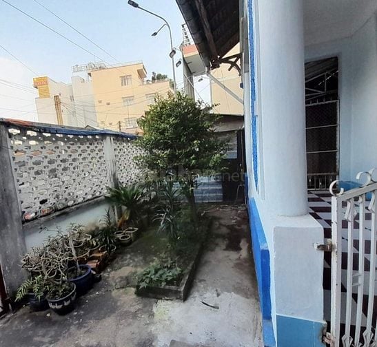 Nhà cổ đẹp 200m2, tiện kd cà phê văn phòng , khu hành chính tỉnh