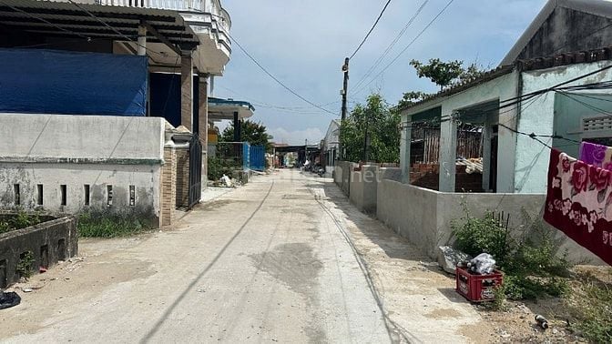 Bán Đất tại Thị trấn Lăng Cô, 2,3 tỷ, 97m2, mặt tiền 6m, view đẹp