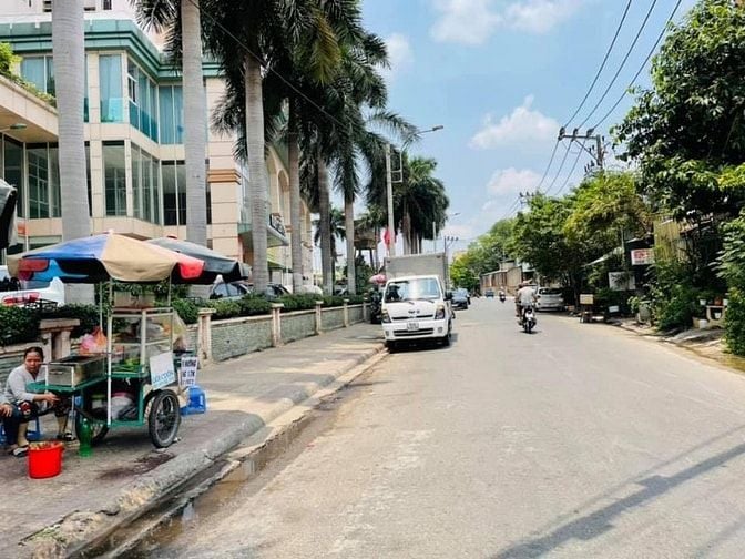 Chỉ 66tr/m2, 392m2 Mặt tiền đường 15m D8 Tân Phú, xây hầm 7 tầng