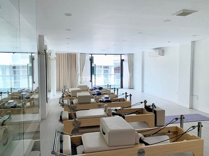 BÁN NHÀ PHỐ VÕNG THỊ – VỊ TRÍ ĐẸP NHẤT PHỐ – 10 TẦNG THANG MÁY GIÁ 52 