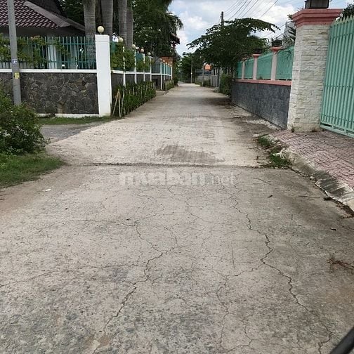 1,530ty/160m2 sổ riêng, thổ cư hẻm 1 xẹc ô tô, KDC đông