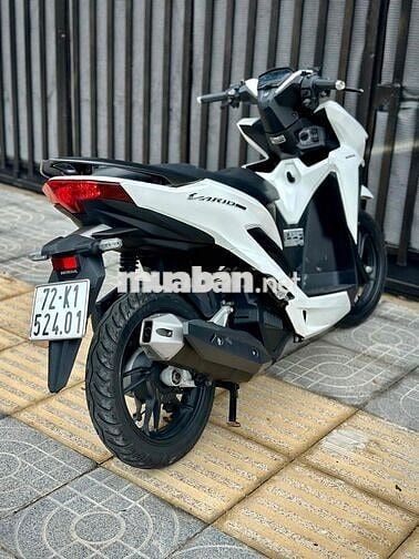 Vario 150 Màu trắng cực nét. Còn bớt ạ 😋