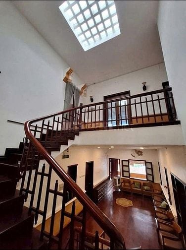 Biệt thự phong cách Châu Âu căn góc 2 mặt tiền đường Ngô Thời Nhiệm Q3